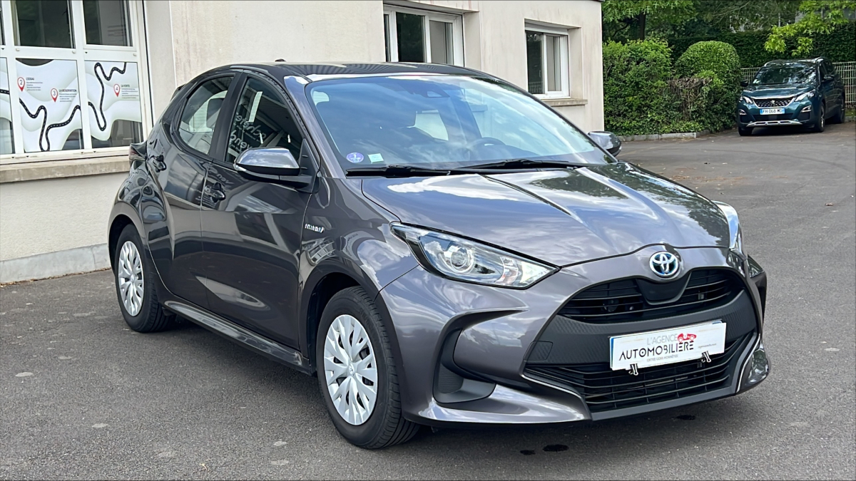 Toyota Yaris — 6