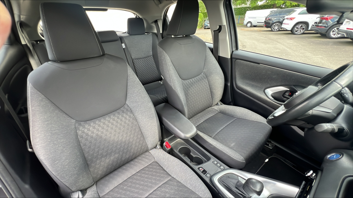 Toyota Yaris — 21