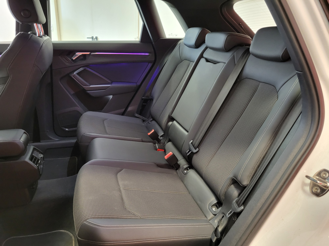Audi Q3 — 15