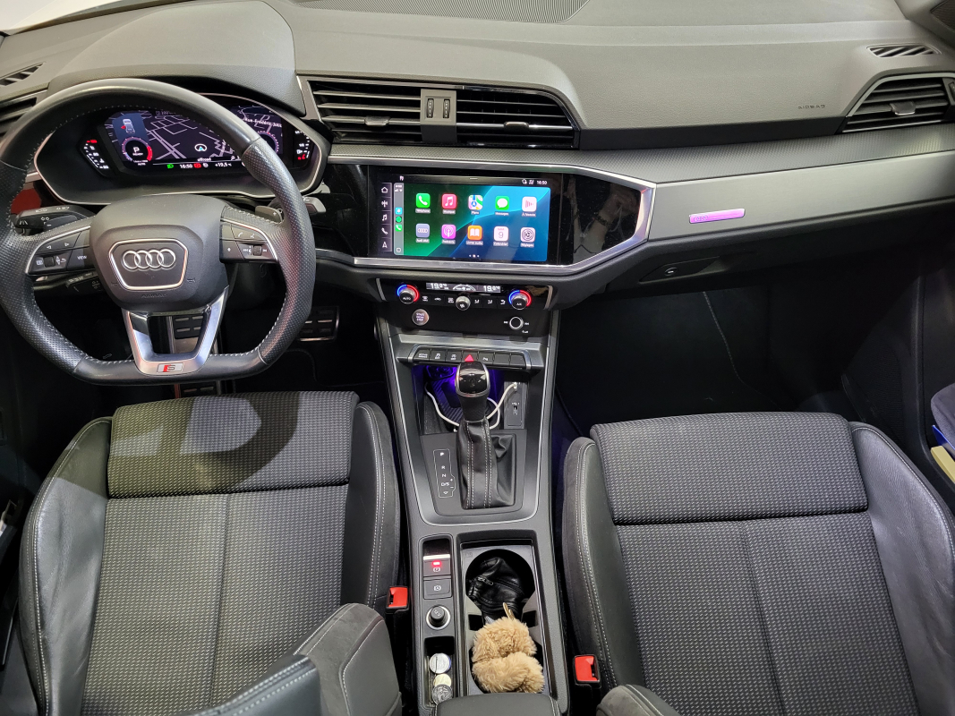 Audi Q3 — 16