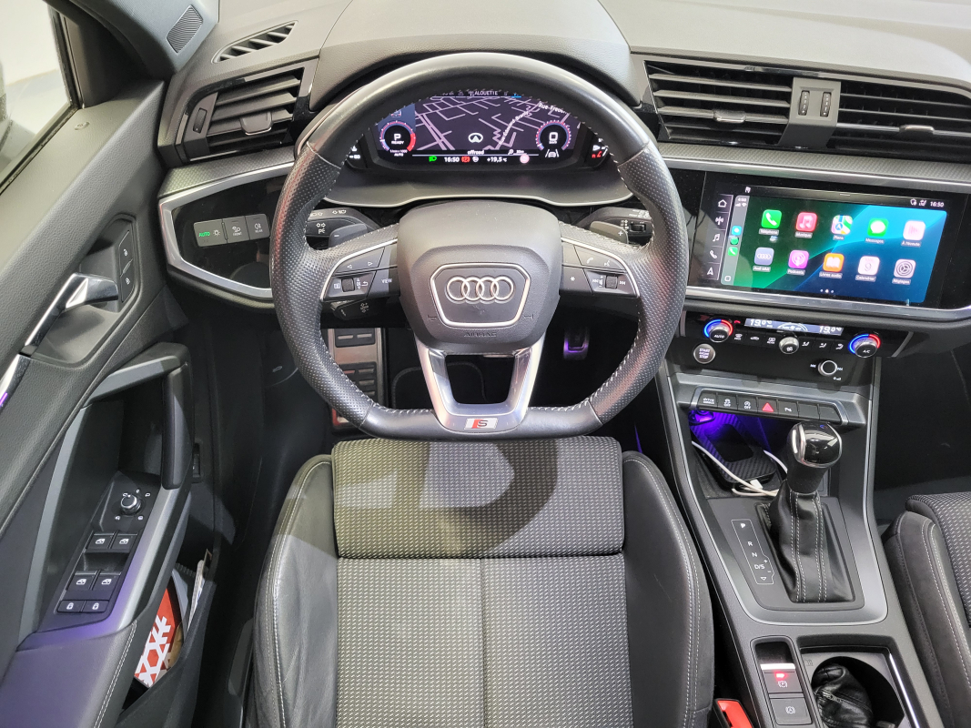 Audi Q3 — 17