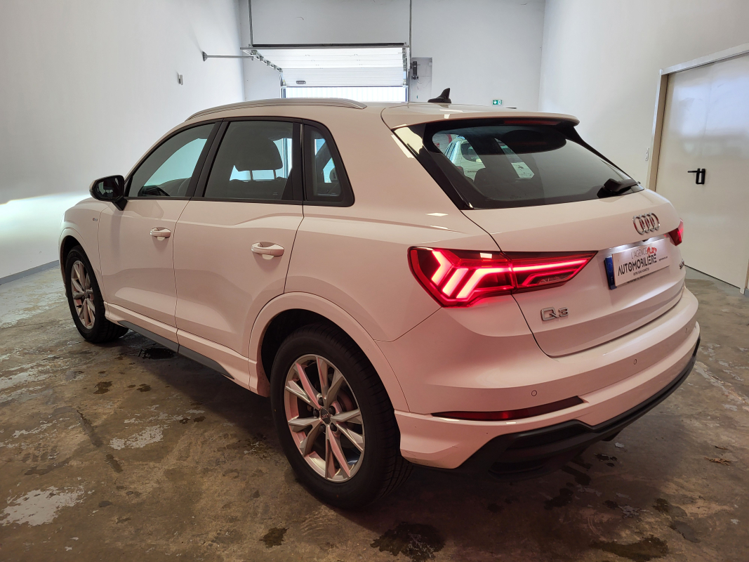 Audi Q3 — 5