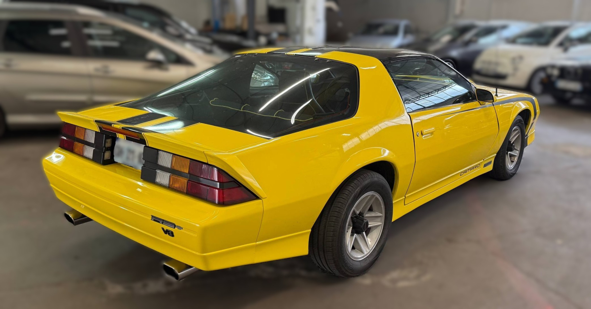 Chevrolet Camaro — 3