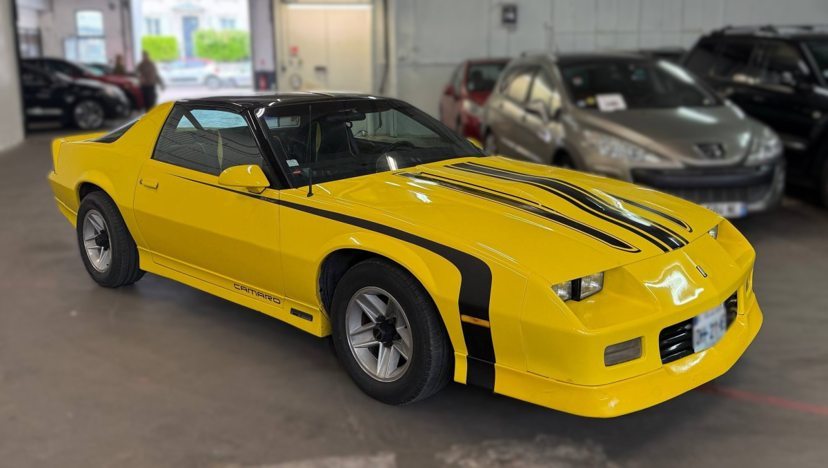 Chevrolet Camaro — 2