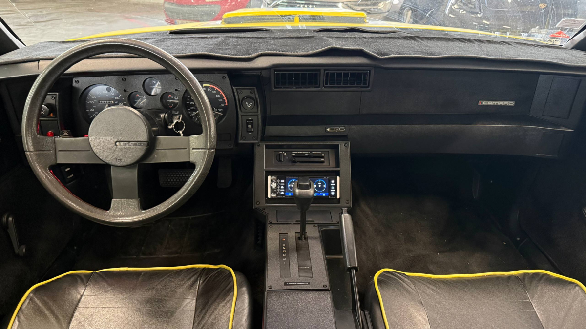 Chevrolet Camaro — 14