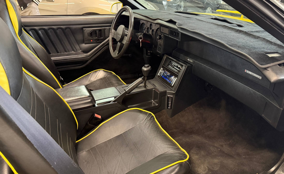Chevrolet Camaro — 18