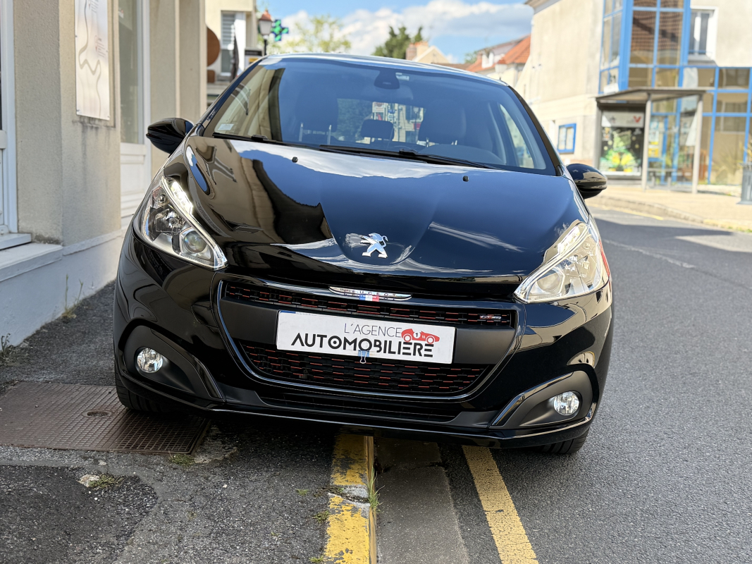 Peugeot 208 — 2
