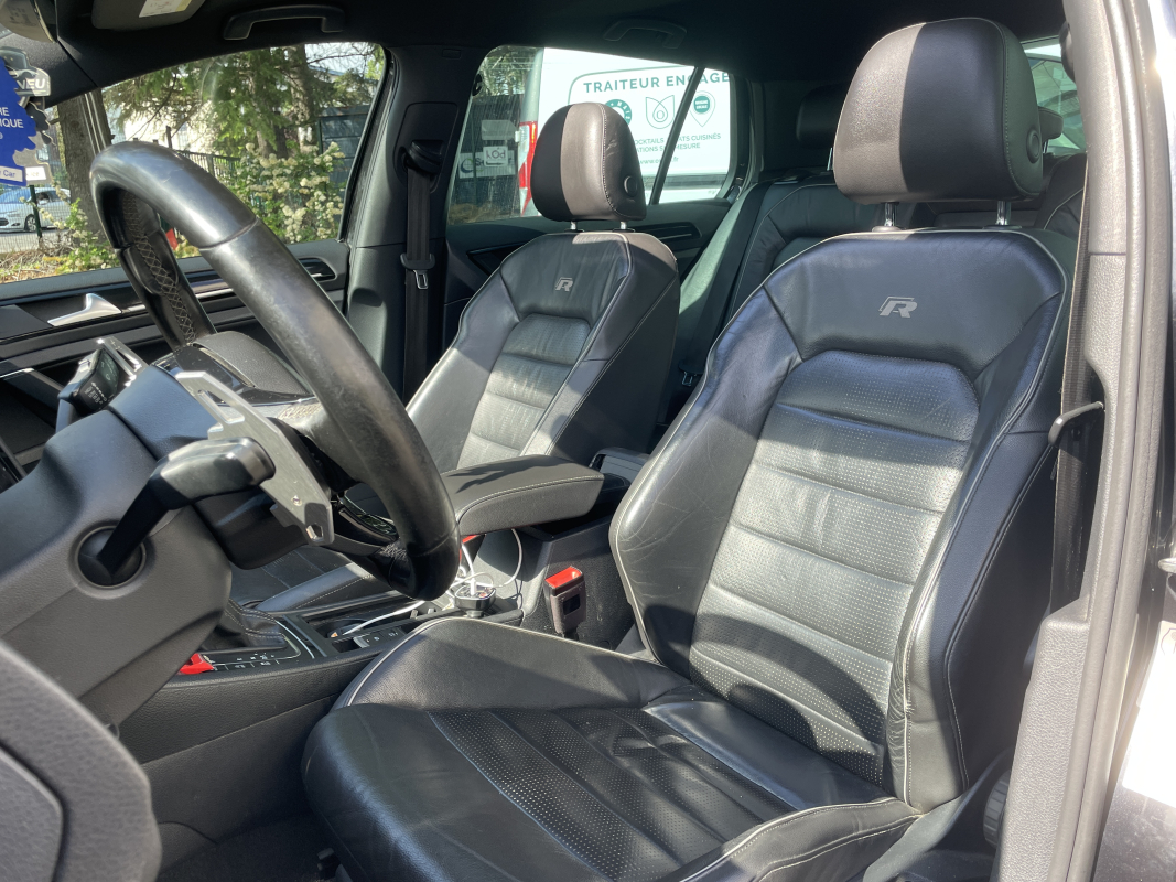 Volkswagen Golf — 10