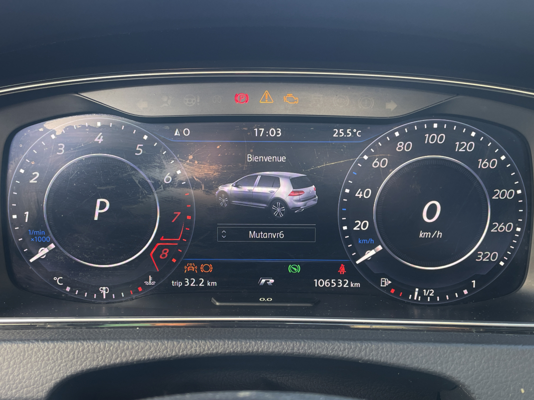 Volkswagen Golf — 16