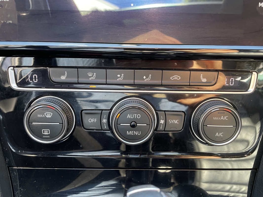 Volkswagen Golf — 20