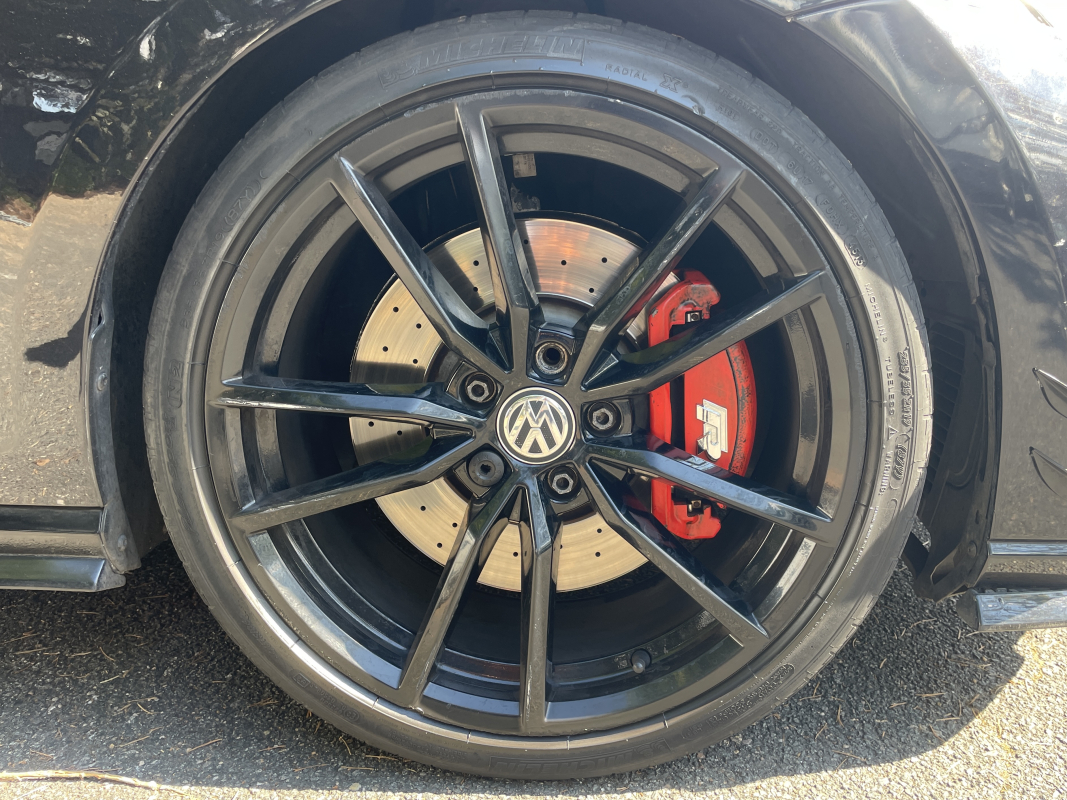 Volkswagen Golf — 25
