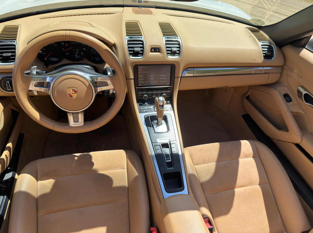 Porsche Boxster — 17