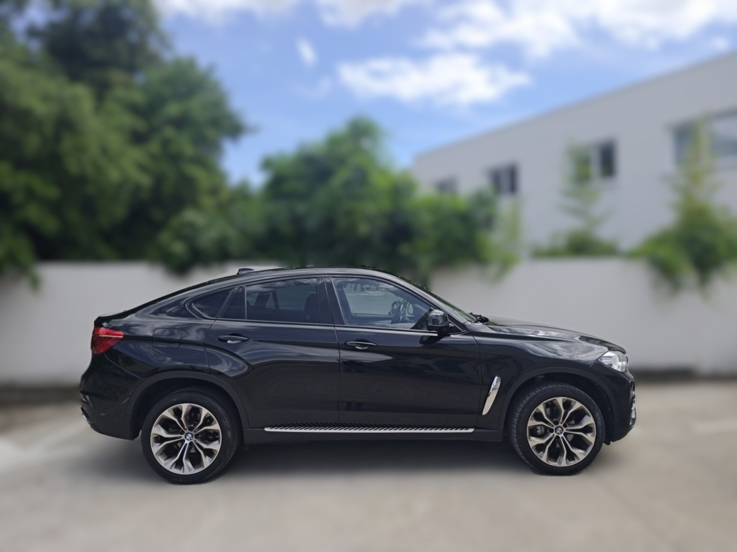 Bmw X6 — 6