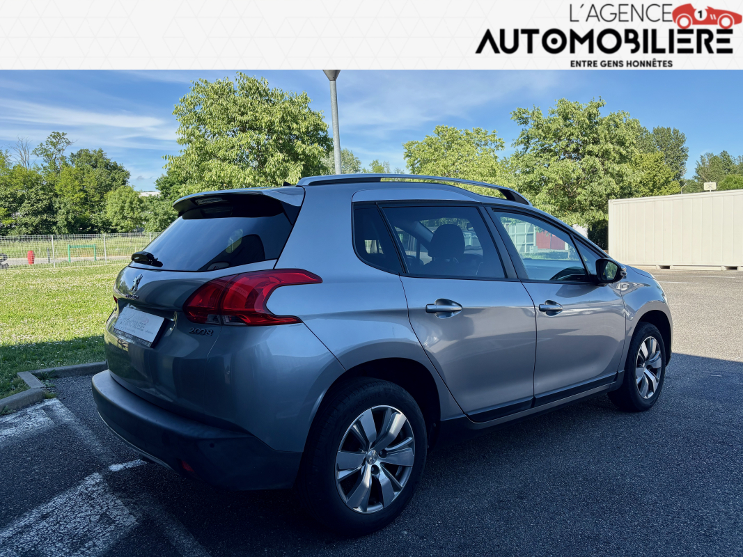 Peugeot 2008 — 3