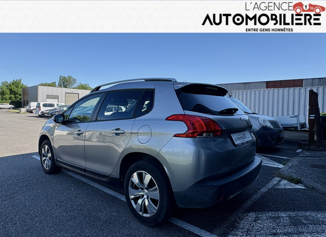 Peugeot 2008 — 5
