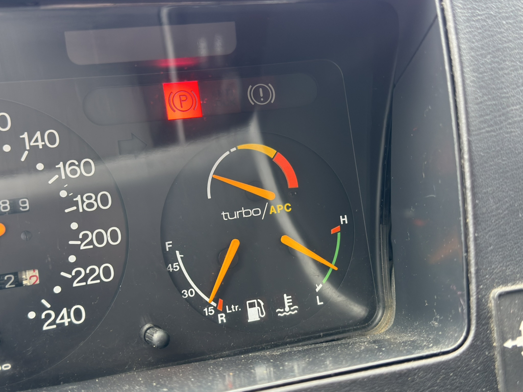 Saab 900 — 20