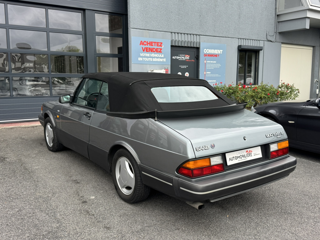 Saab 900 — 28