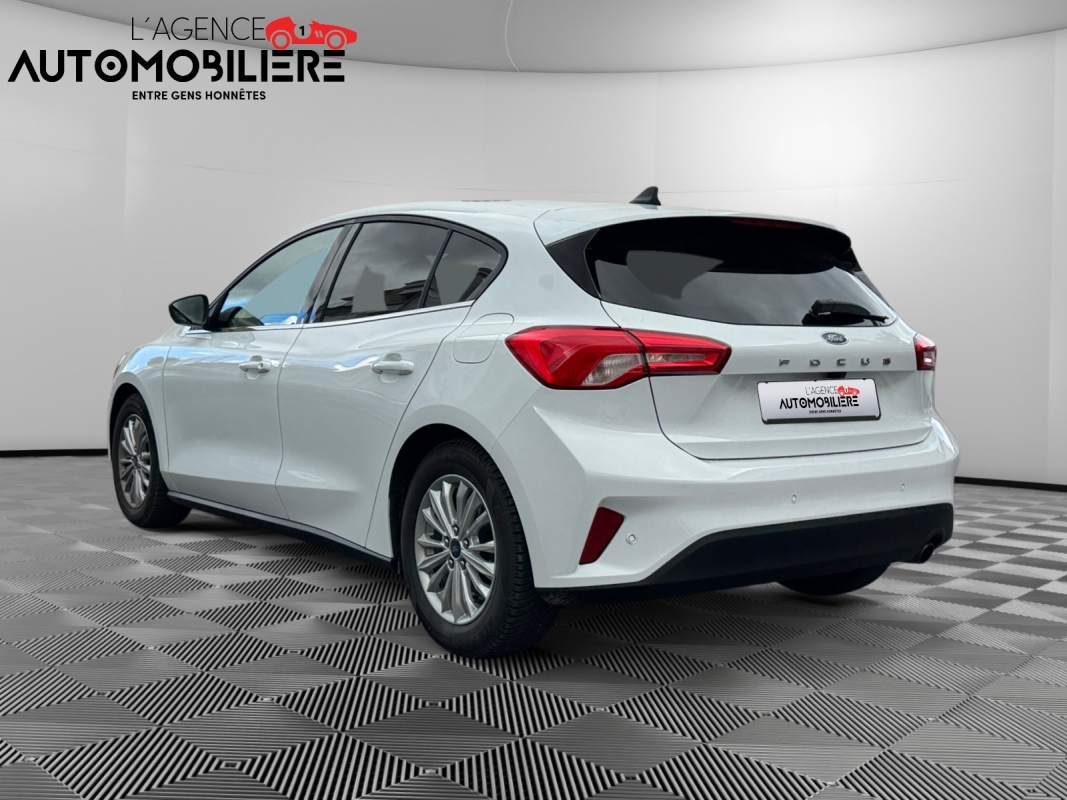 Ford Focus — 2