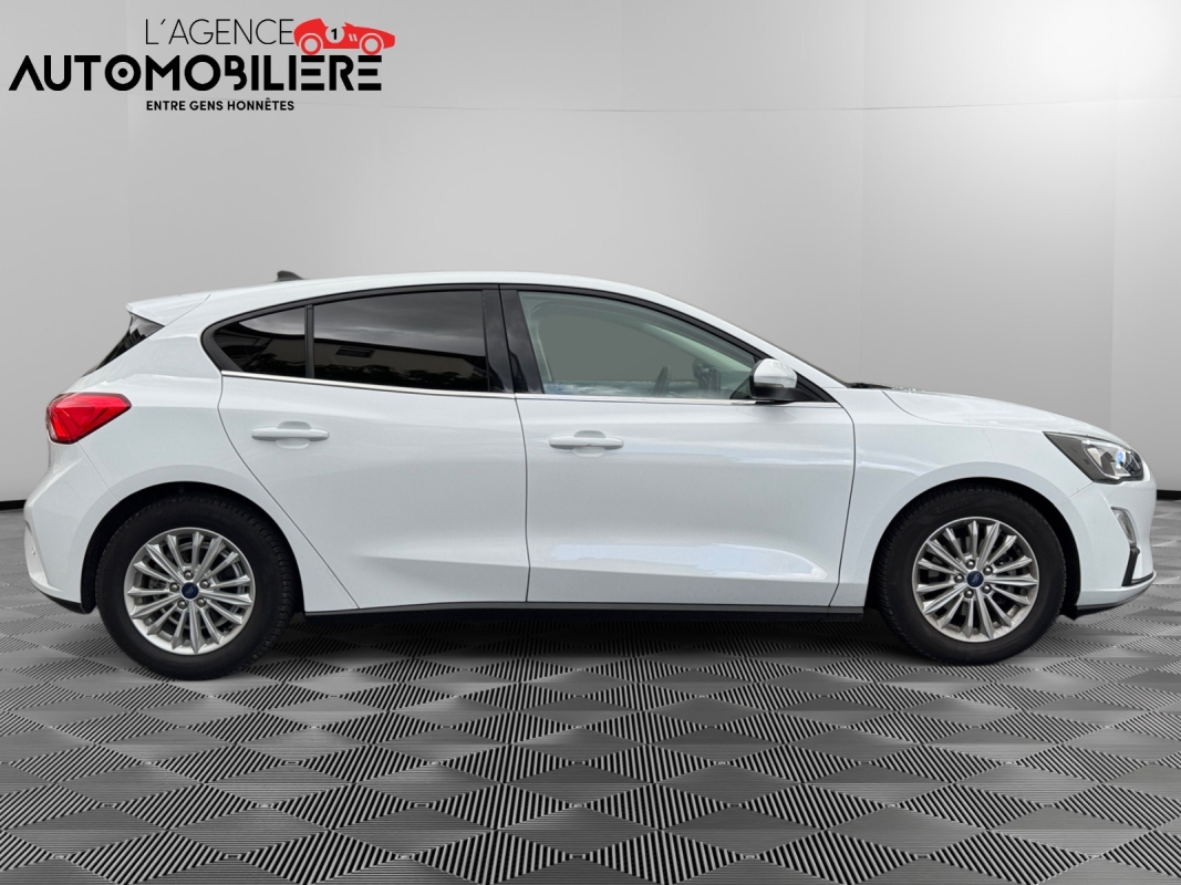 Ford Focus — 8