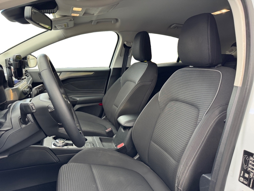 Ford Focus — 14