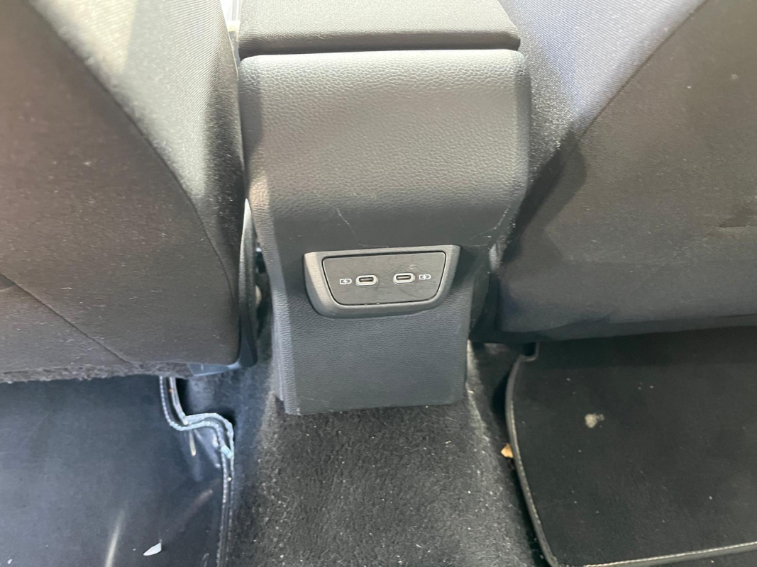 Volkswagen Taigo — 17