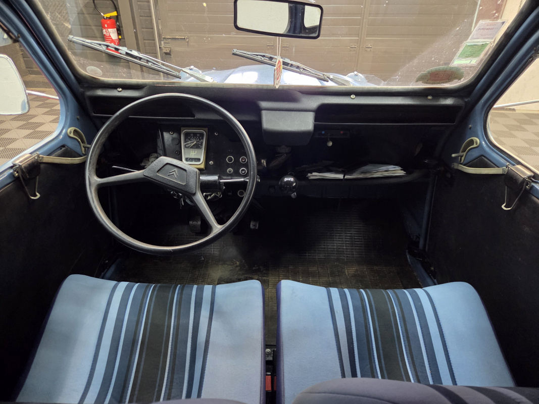 Citroen 2CV — 16