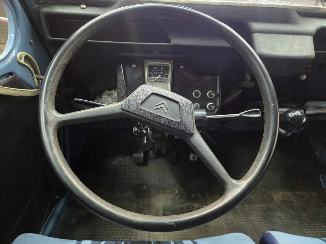 Citroen 2CV — 13