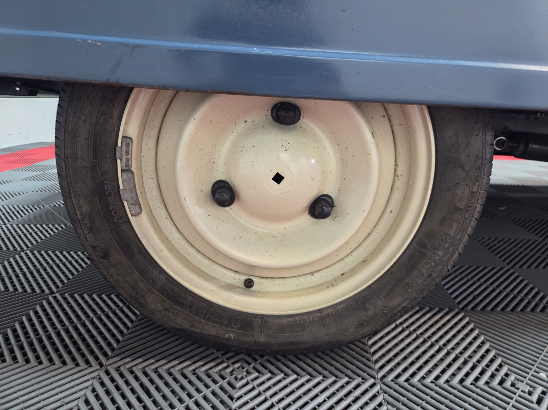 Citroen 2CV — 23