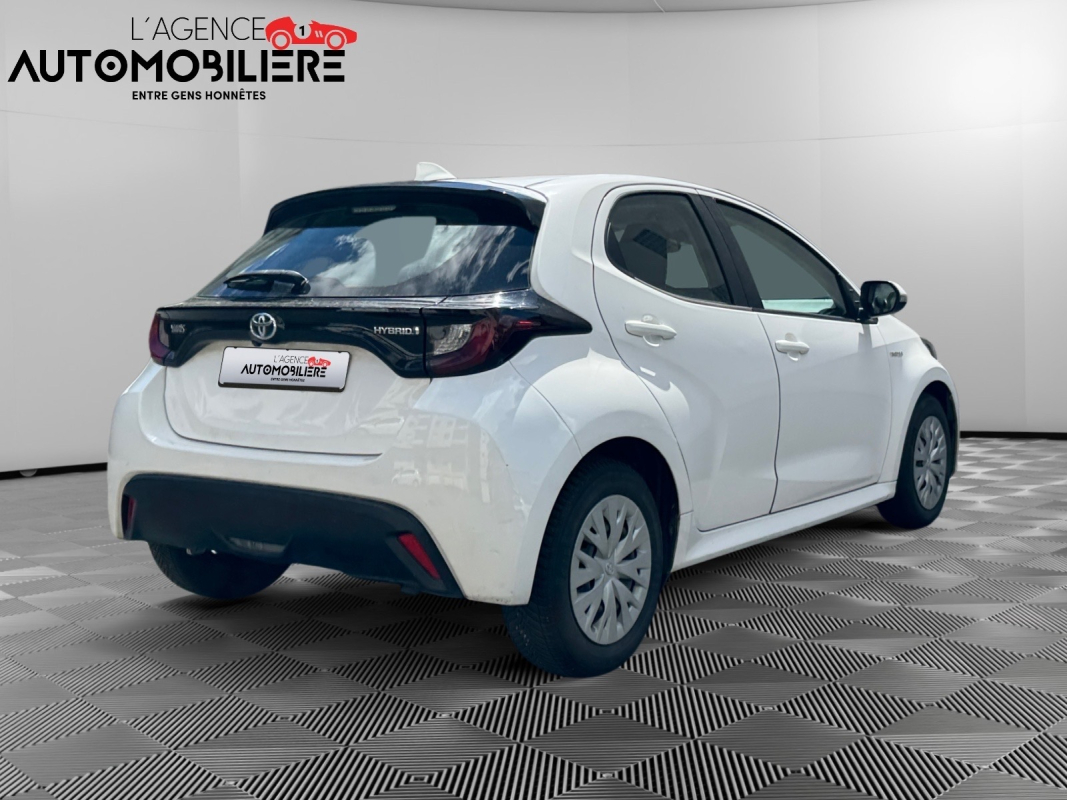 Toyota Yaris — 3