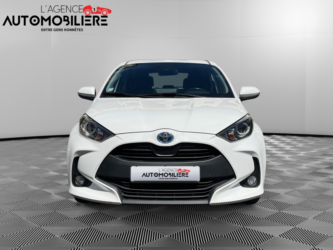 Toyota Yaris — 8