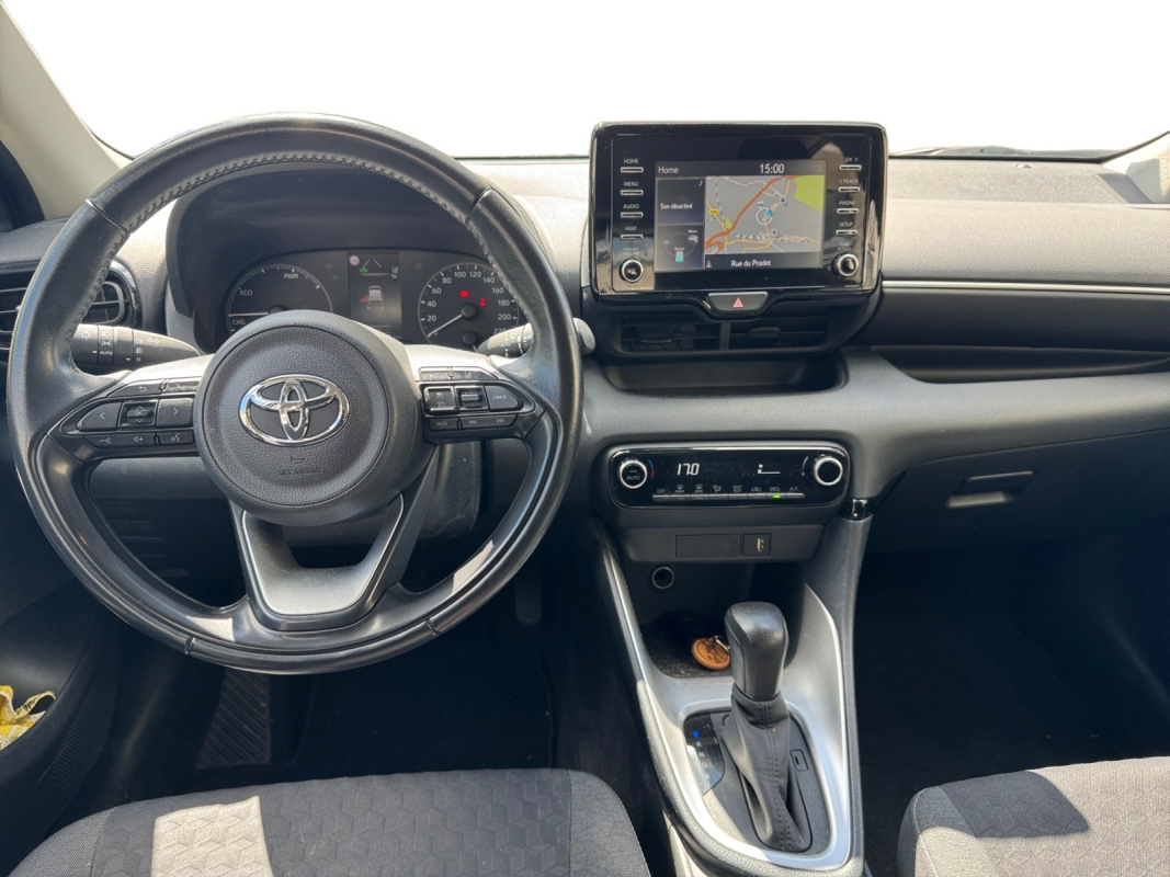 Toyota Yaris — 11