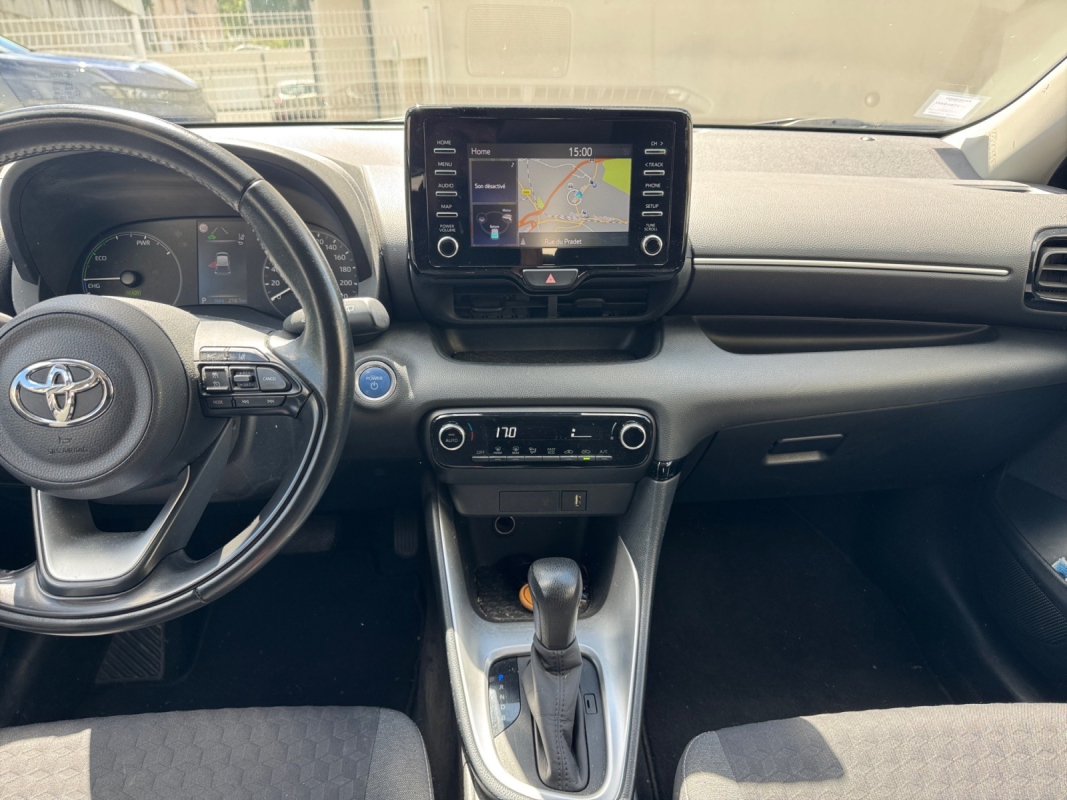 Toyota Yaris — 15