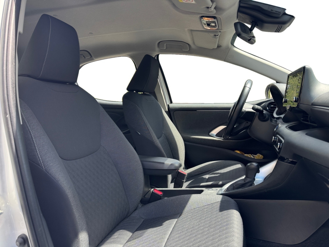 Toyota Yaris — 17
