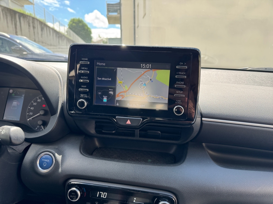 Toyota Yaris — 18