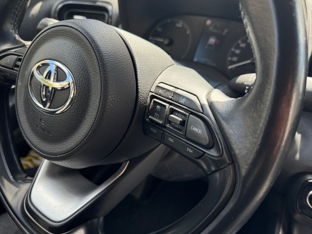 Toyota Yaris — 19