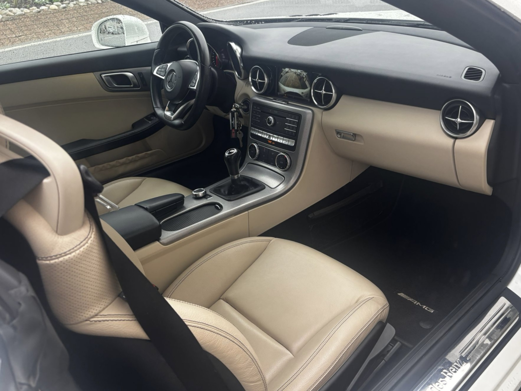 Mercedes SLC — 17