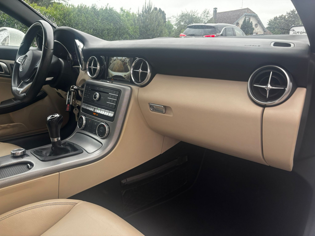 Mercedes SLC — 28