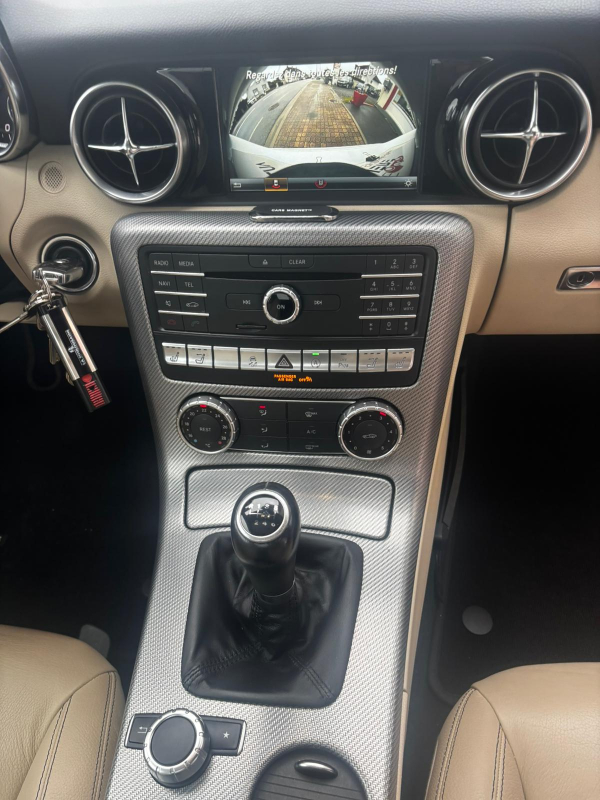 Mercedes SLC — 22