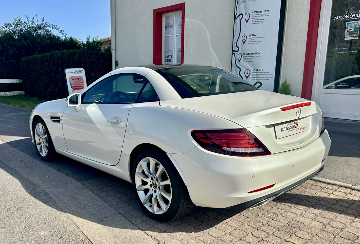 Mercedes SLC — 9