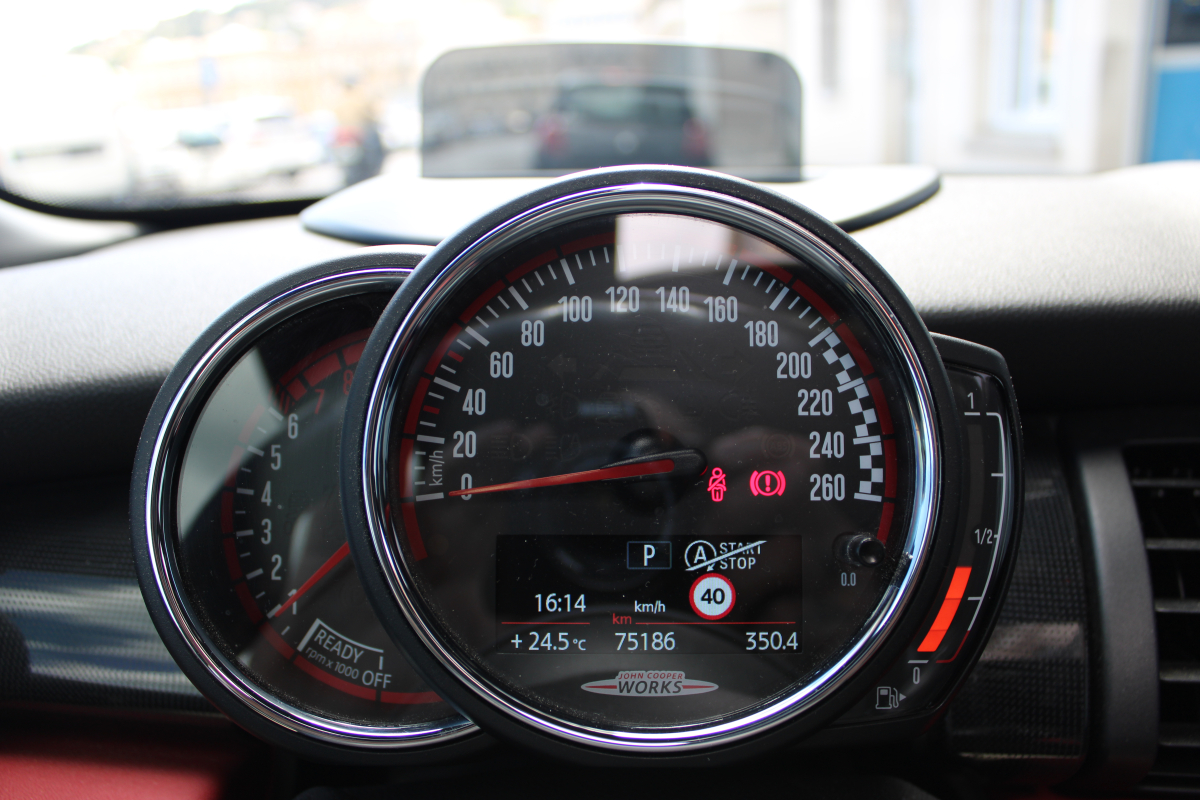 Mini Mini — 18