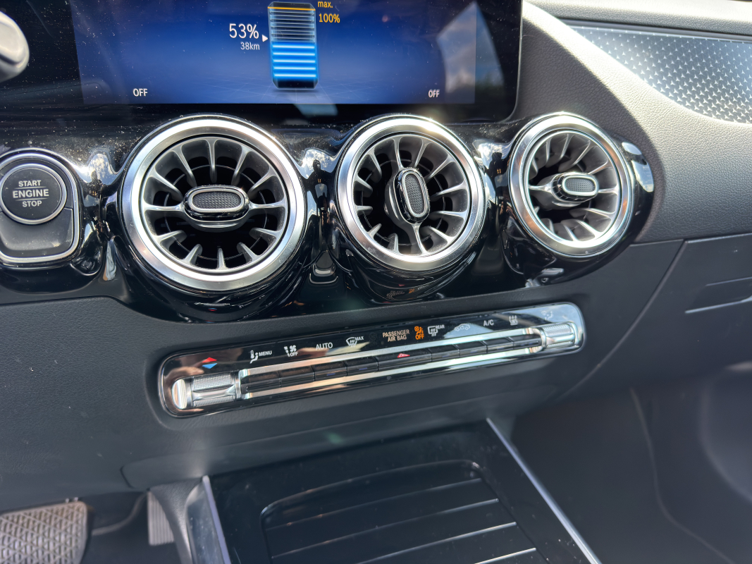 Mercedes Classe GLA — 32