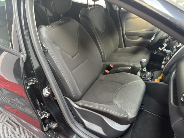 Renault Clio — 20