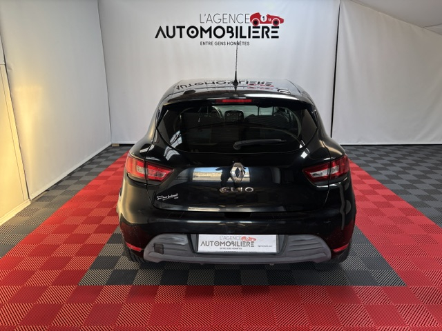 Renault Clio — 8