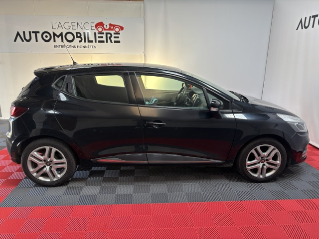 Renault Clio — 11