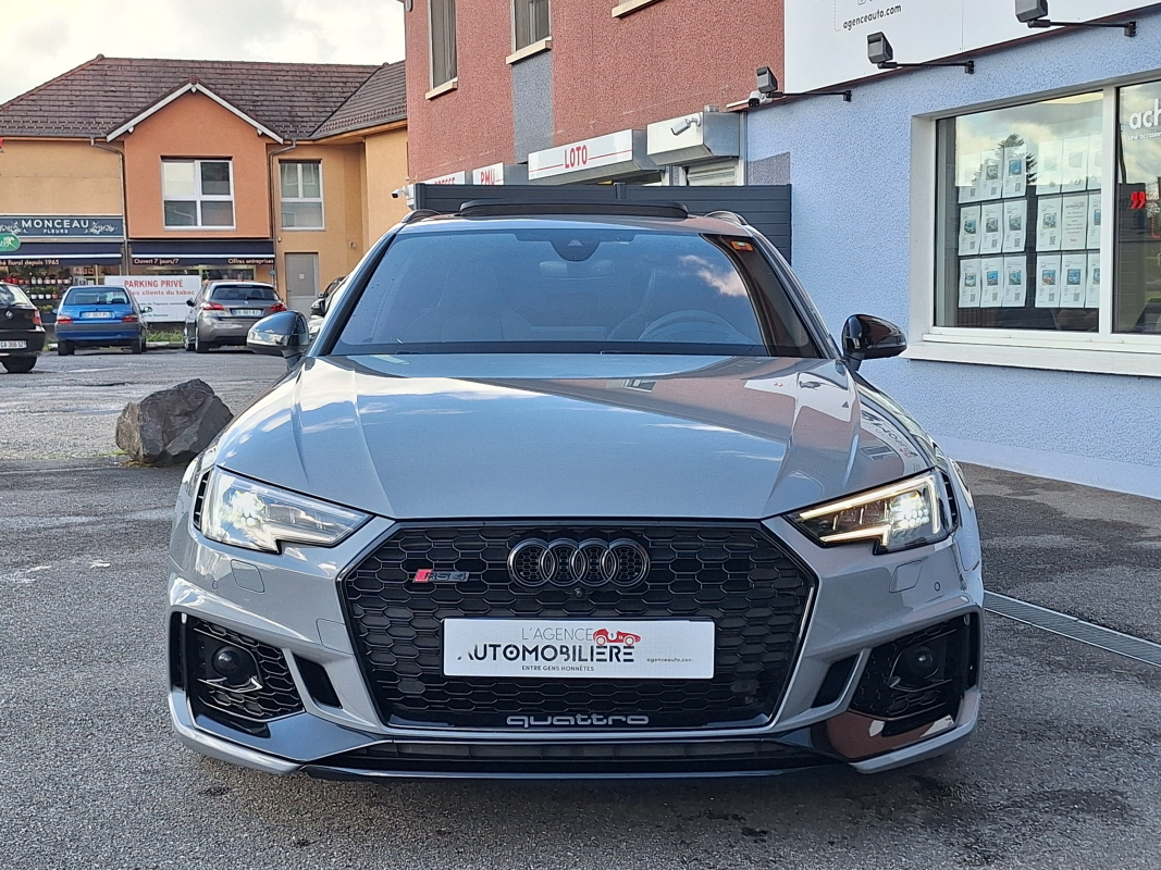 Audi Rs4 Avant — 2