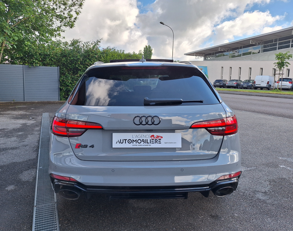Audi Rs4 Avant — 7
