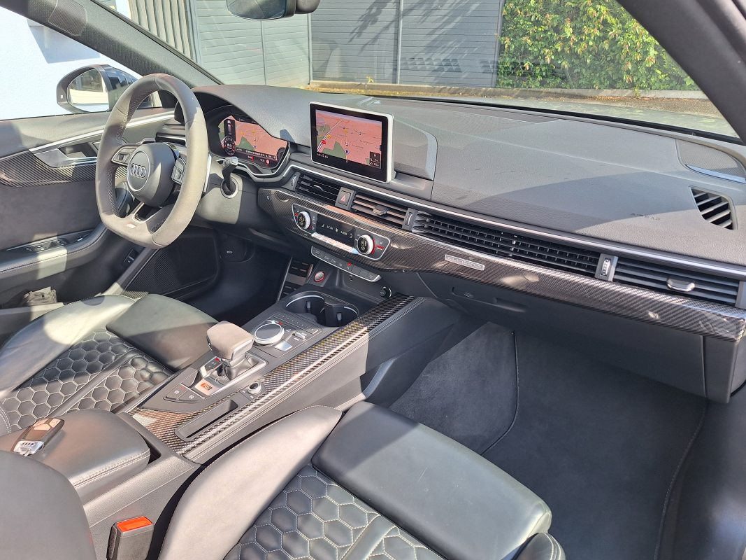 Audi Rs4 Avant — 12