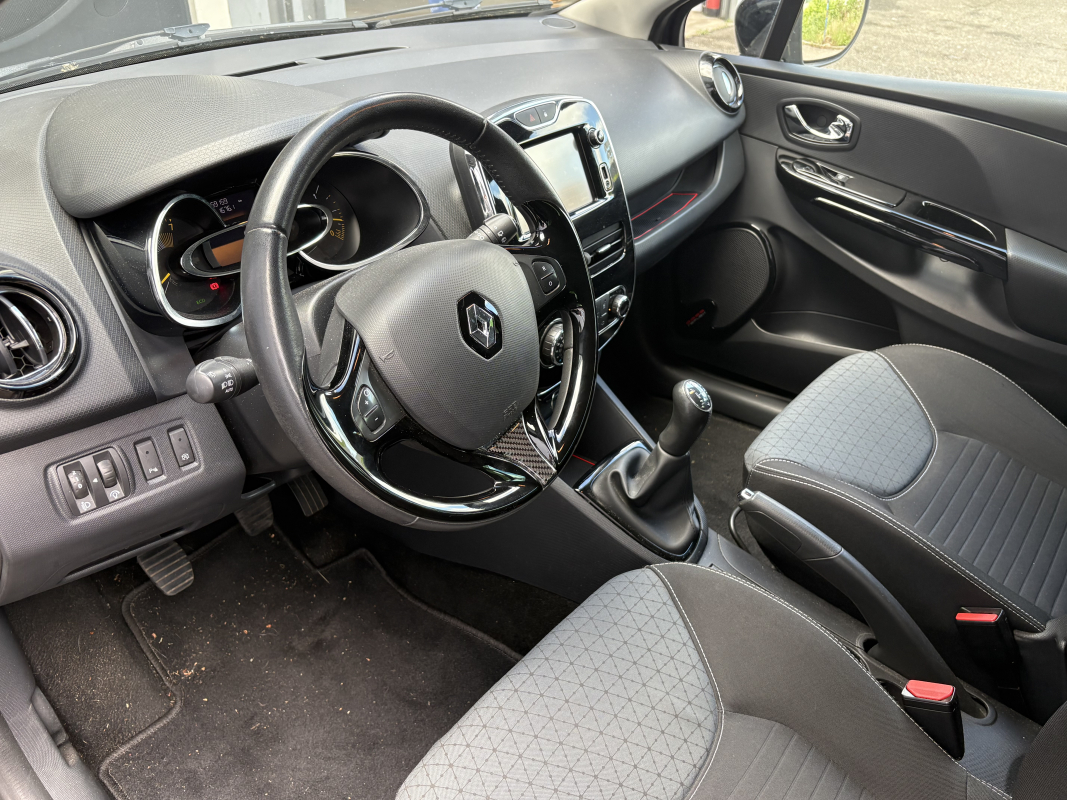 Renault Clio Estate — 3