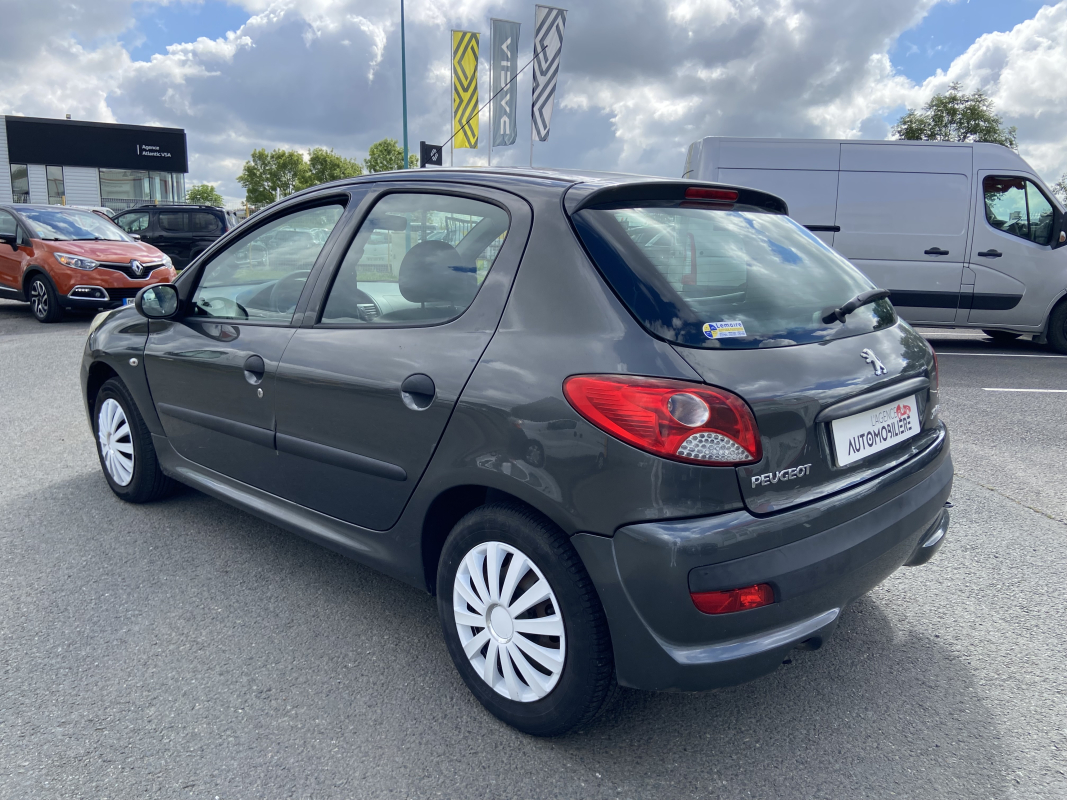 Peugeot 206+ — 8