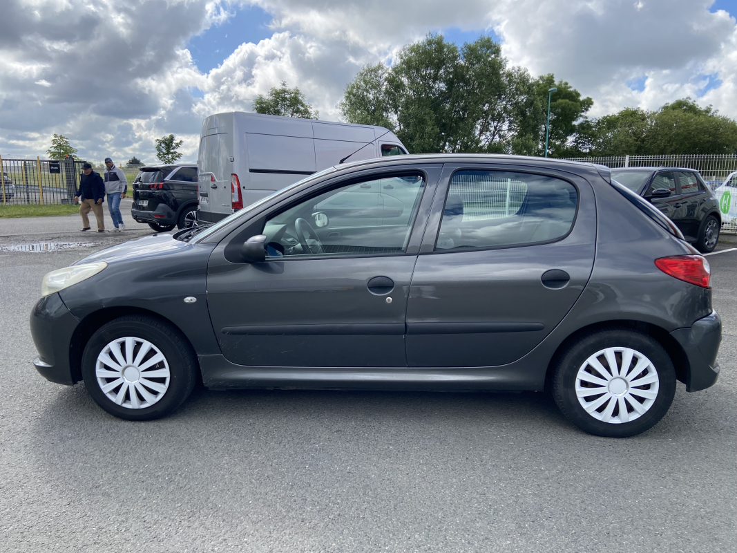 Peugeot 206+ — 9